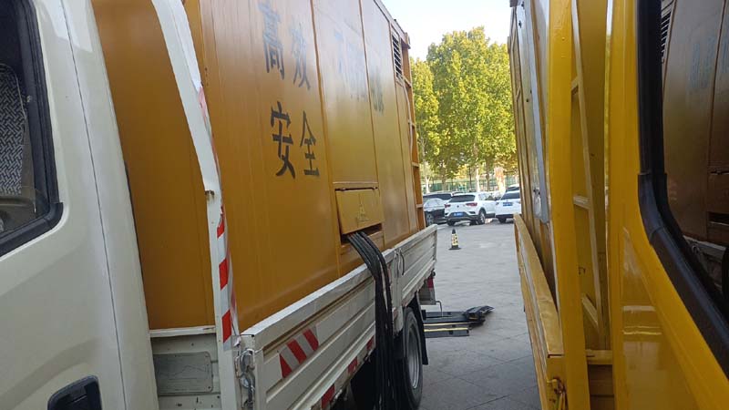 西陵如何判断柴油发电机组和UPS电源的切换时间是否符合要求？