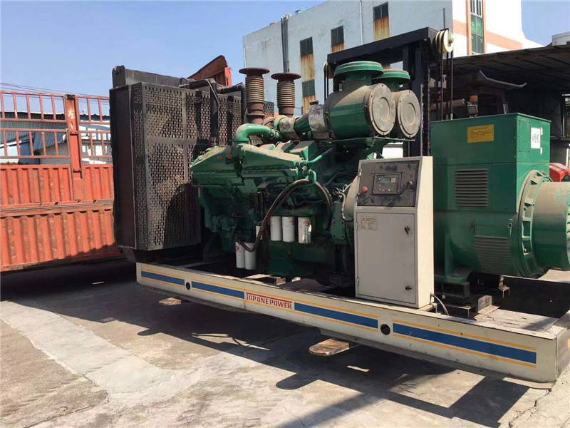 西陵如何判断柴油发电机组的机油温度是否达到了合适的预热温度？